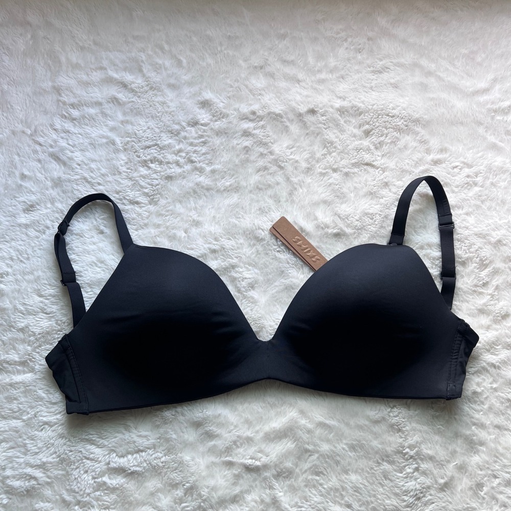 SKIMS Wireless Form Maternity T-Shirt Demi Nursing Bra Onyx Black Size 32DDD NWT